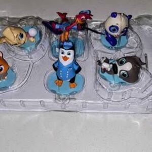 Disney Junior Figurine Playset 6 Collectible Damaged Box Open